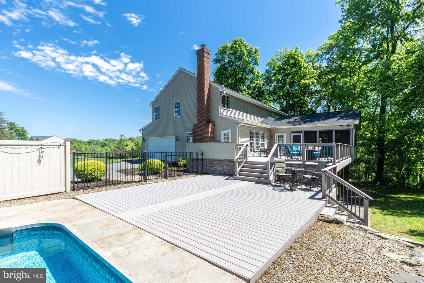 202 Almar Drive photo 13