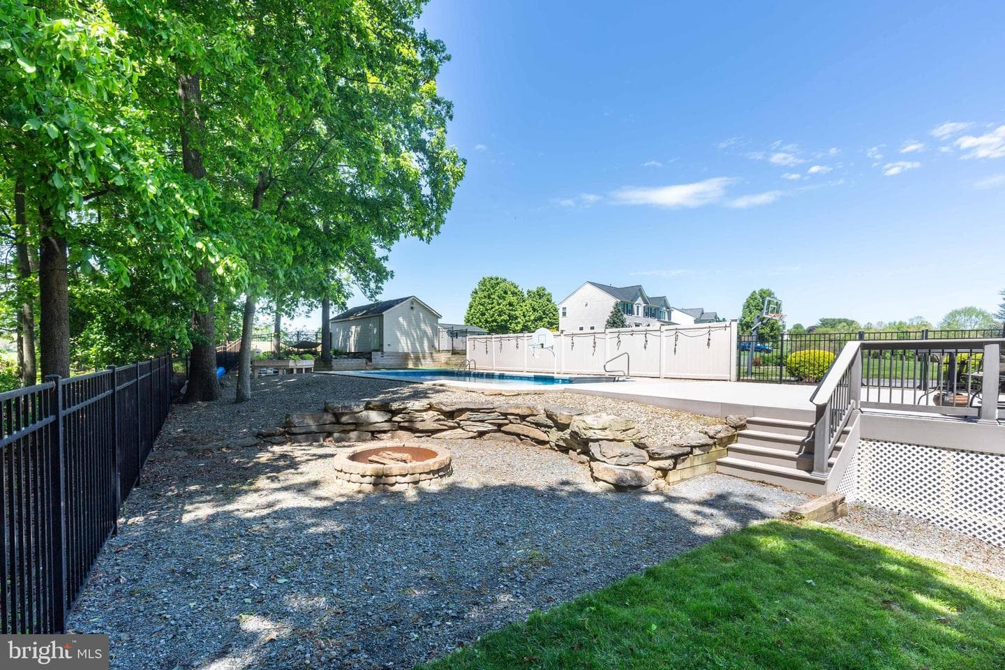 202 Almar Drive photo 21