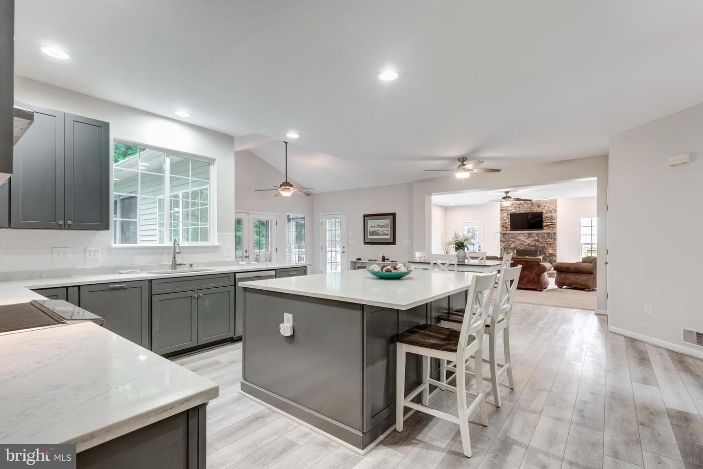 202 Almar Drive photo 36