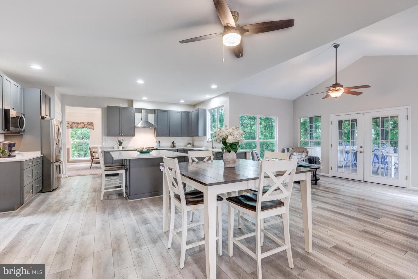 202 Almar Drive photo 42