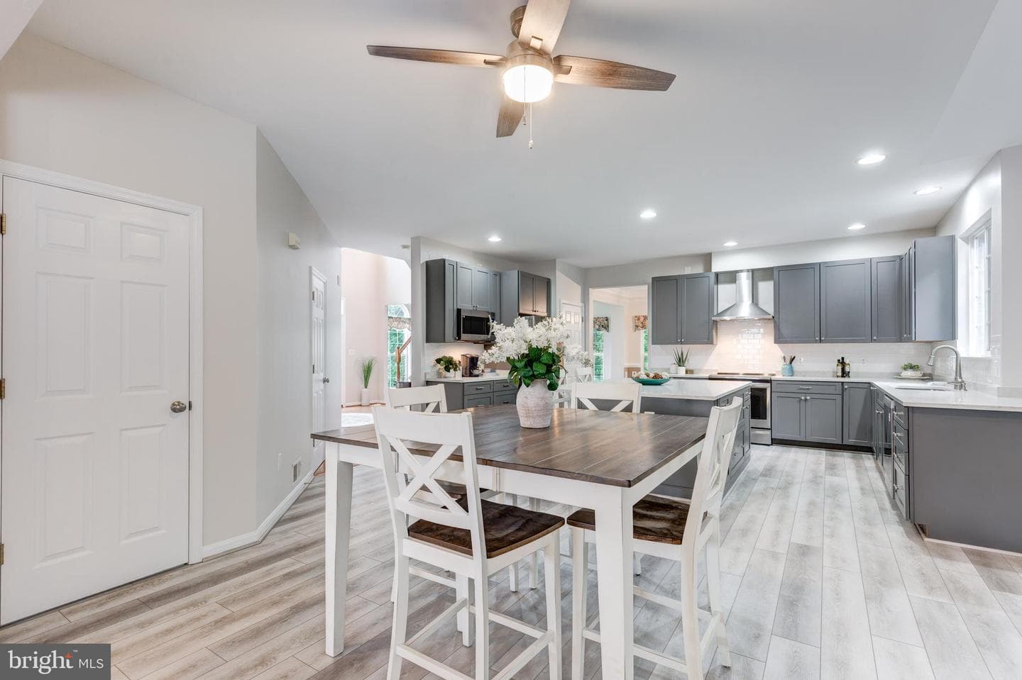 202 Almar Drive photo 43
