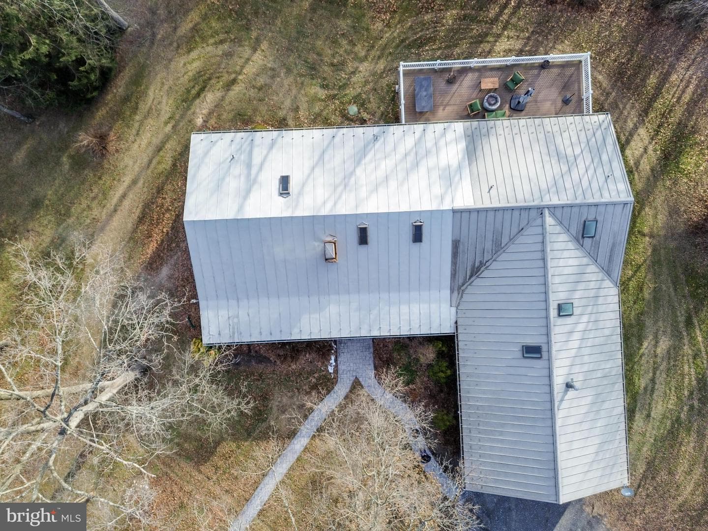 4507 Babylon Road photo 57