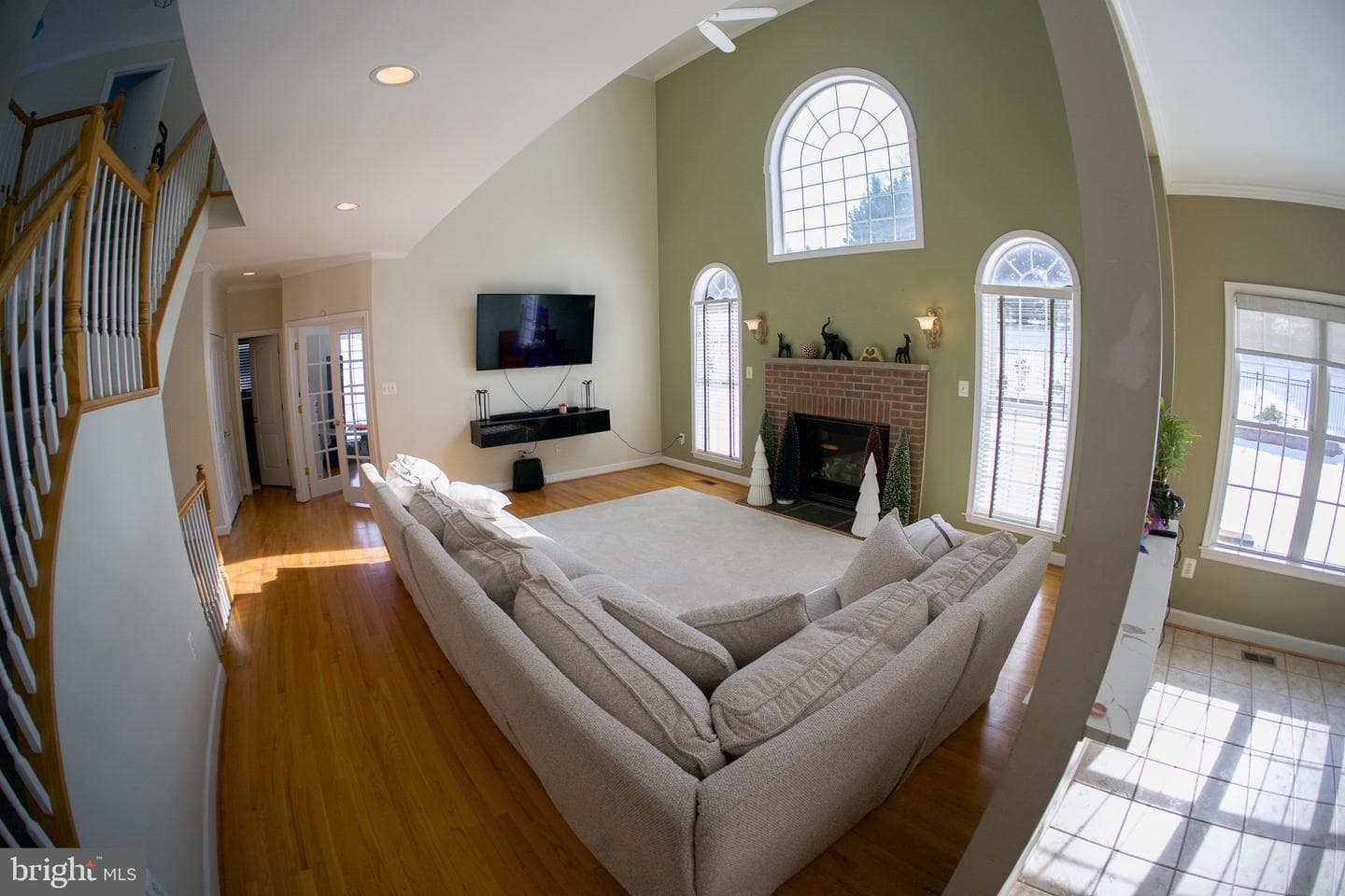 1687 Village Green Drive photo 17
