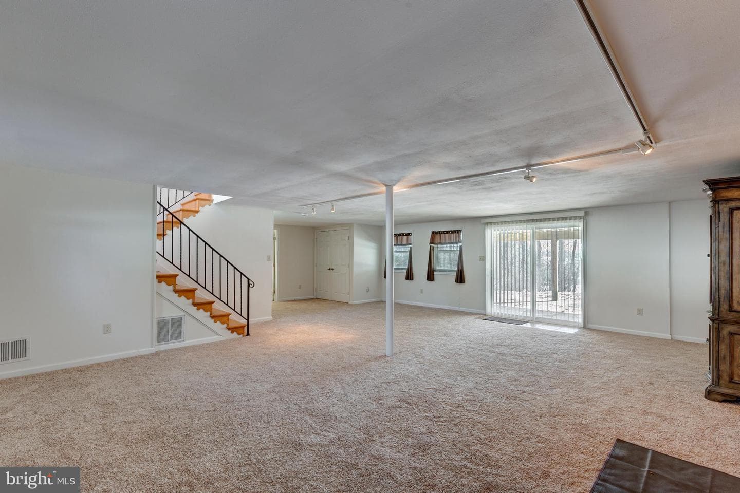 1791 Clear View Road photo 30
