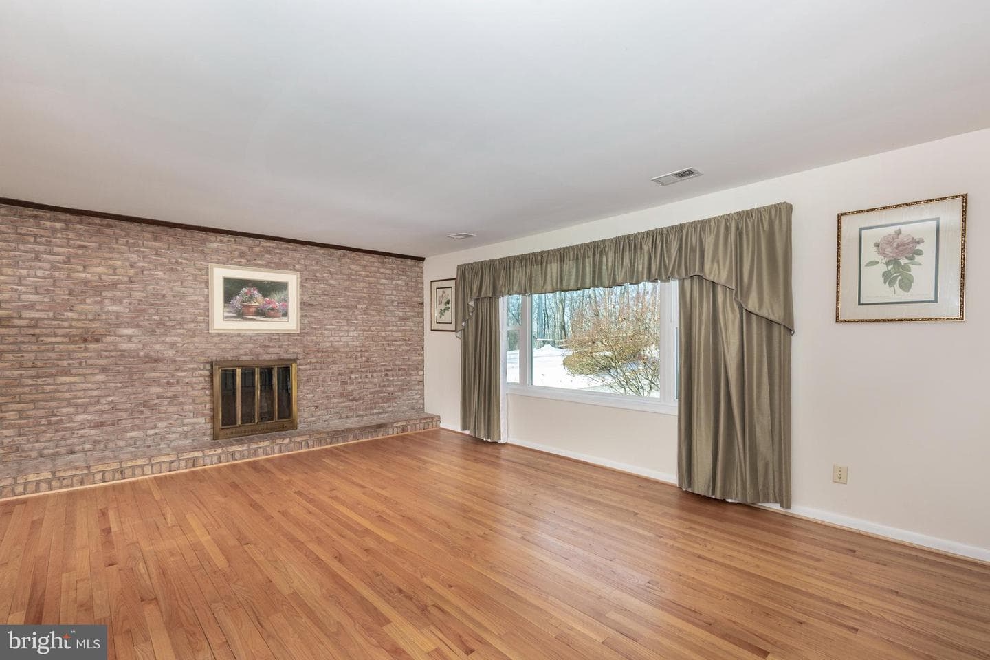 1791 Clear View Road photo 4