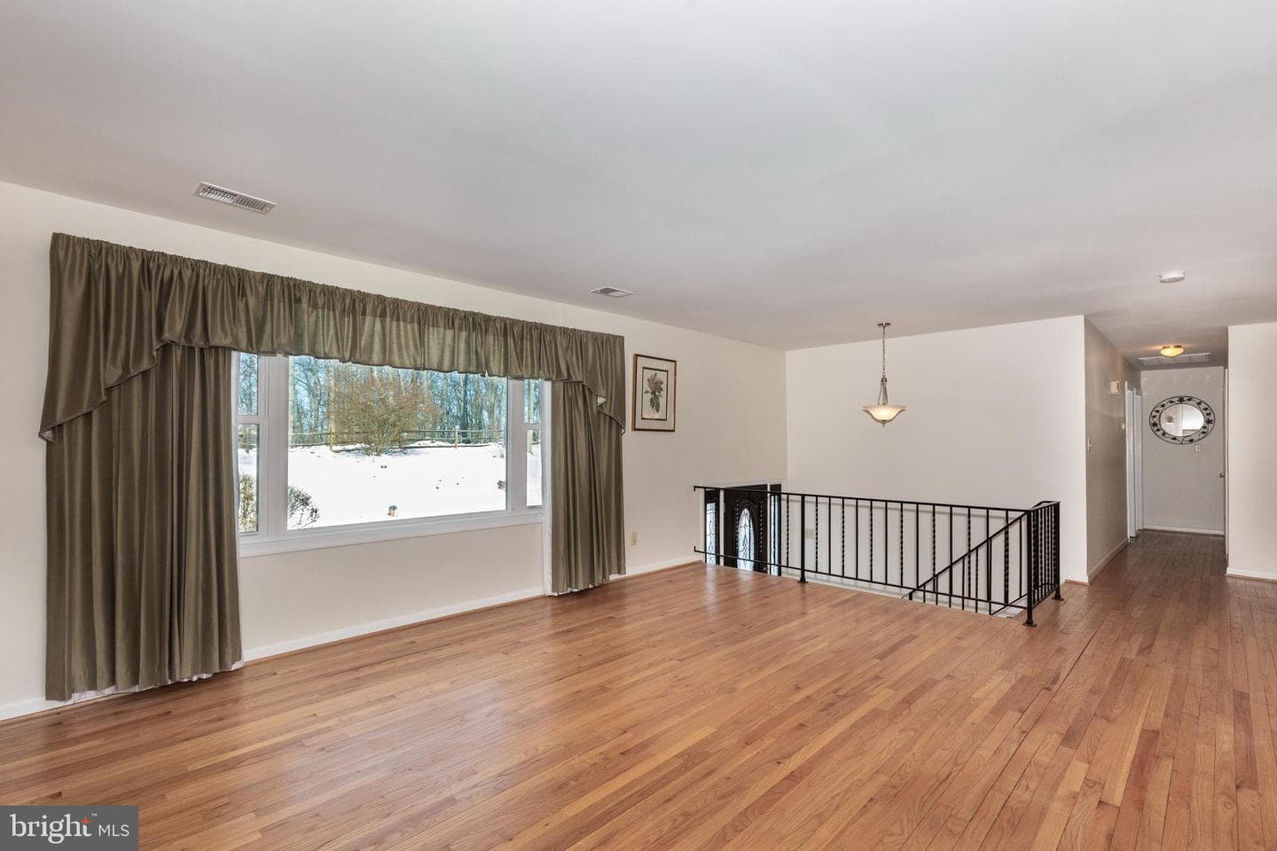 1791 Clear View Road photo 5