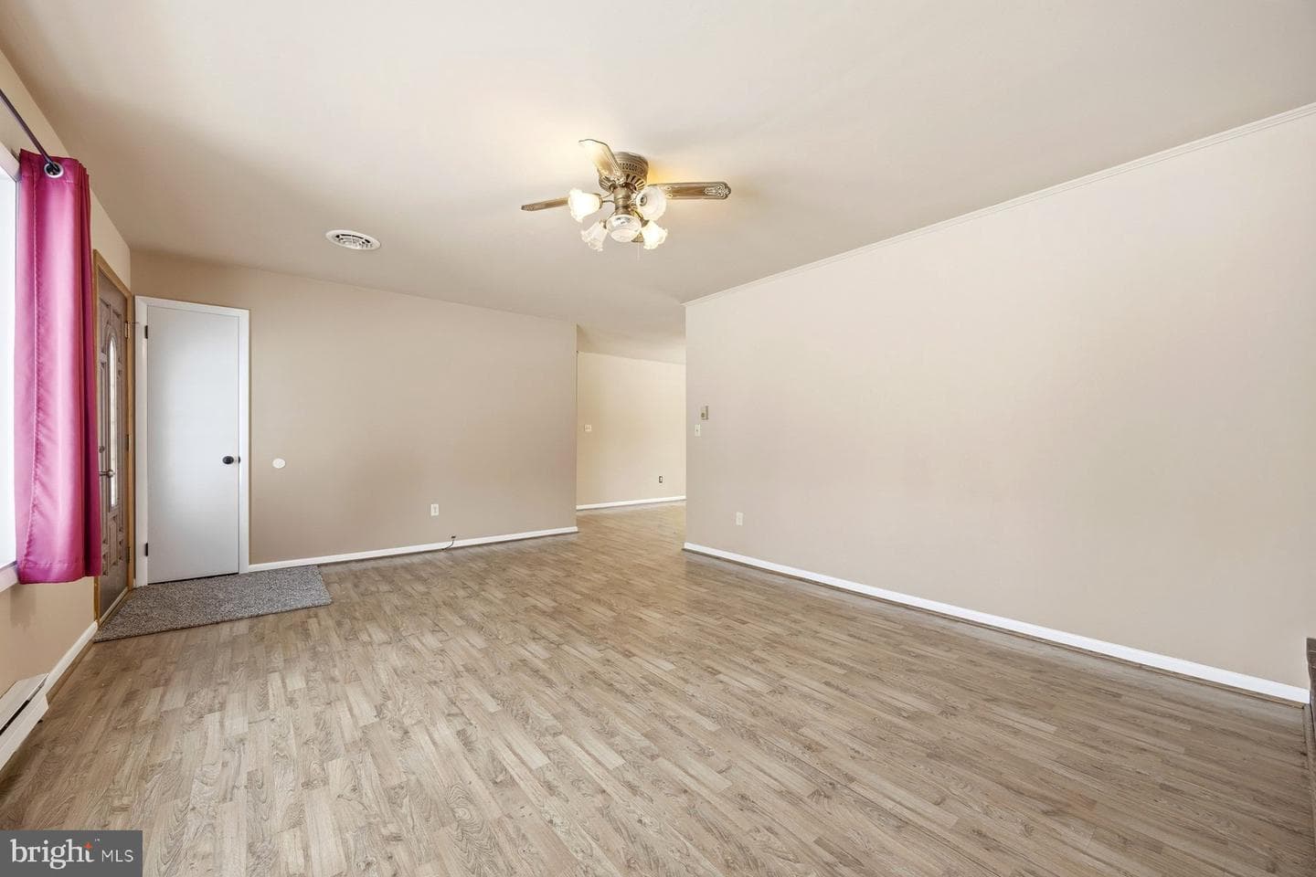 5884 Woodbine Road photo 9
