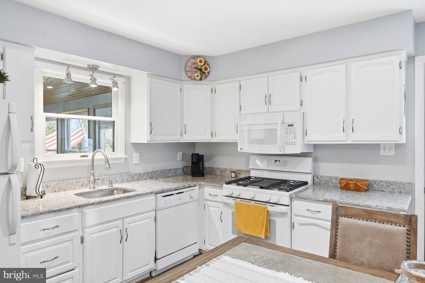 5823 Dale Drive photo 17