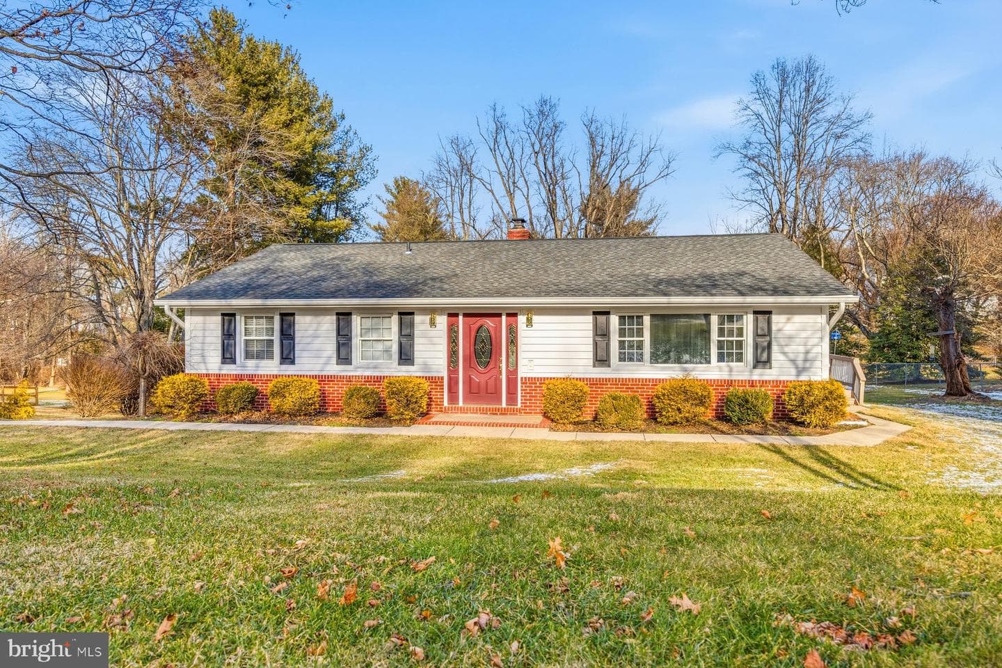 5823 Dale Drive photo 2