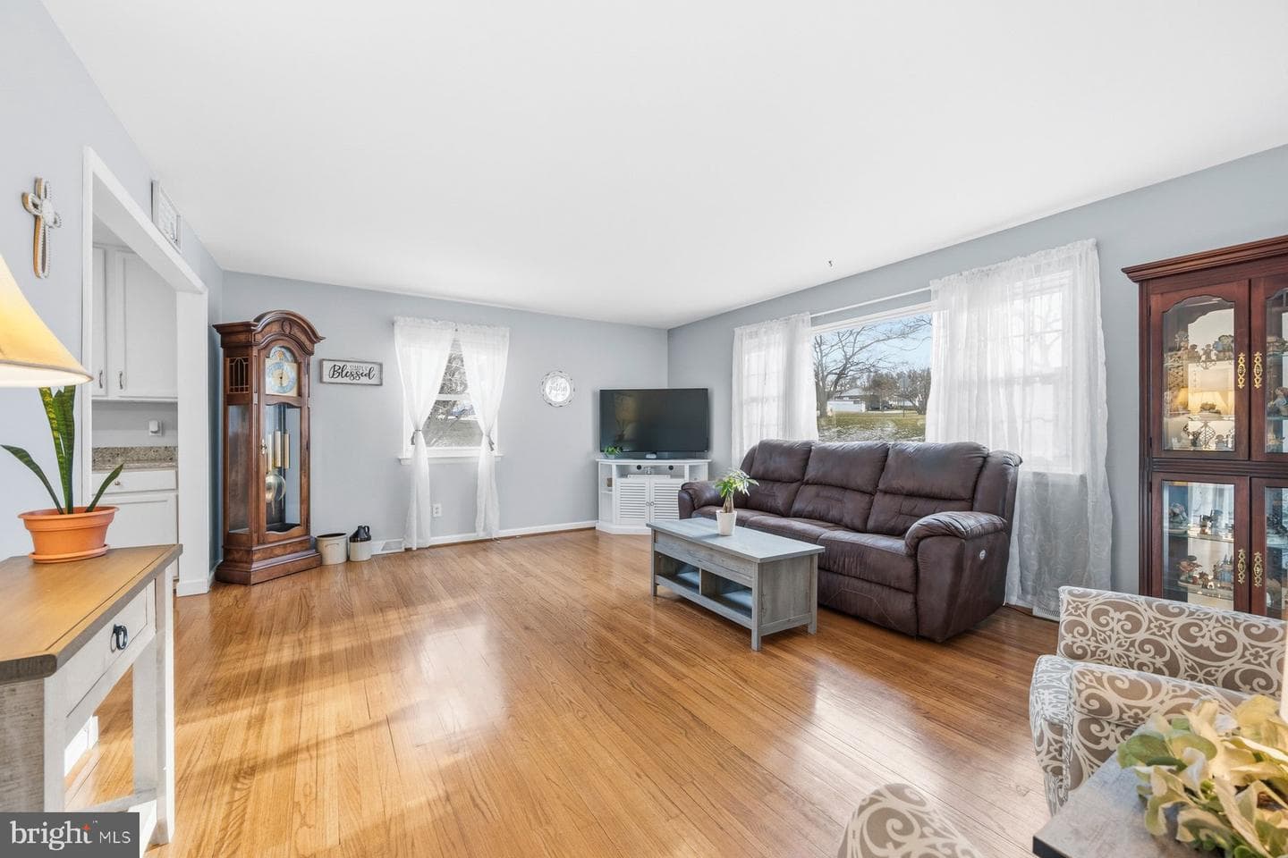 5823 Dale Drive photo 6