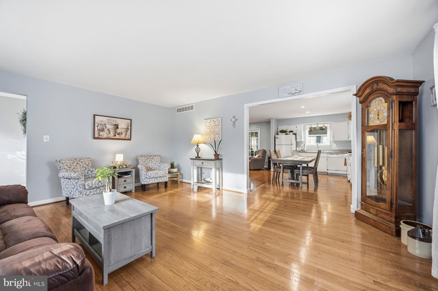 5823 Dale Drive photo 8
