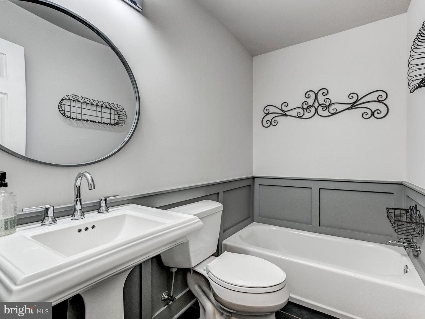 1302 Naugahyde Road photo 17