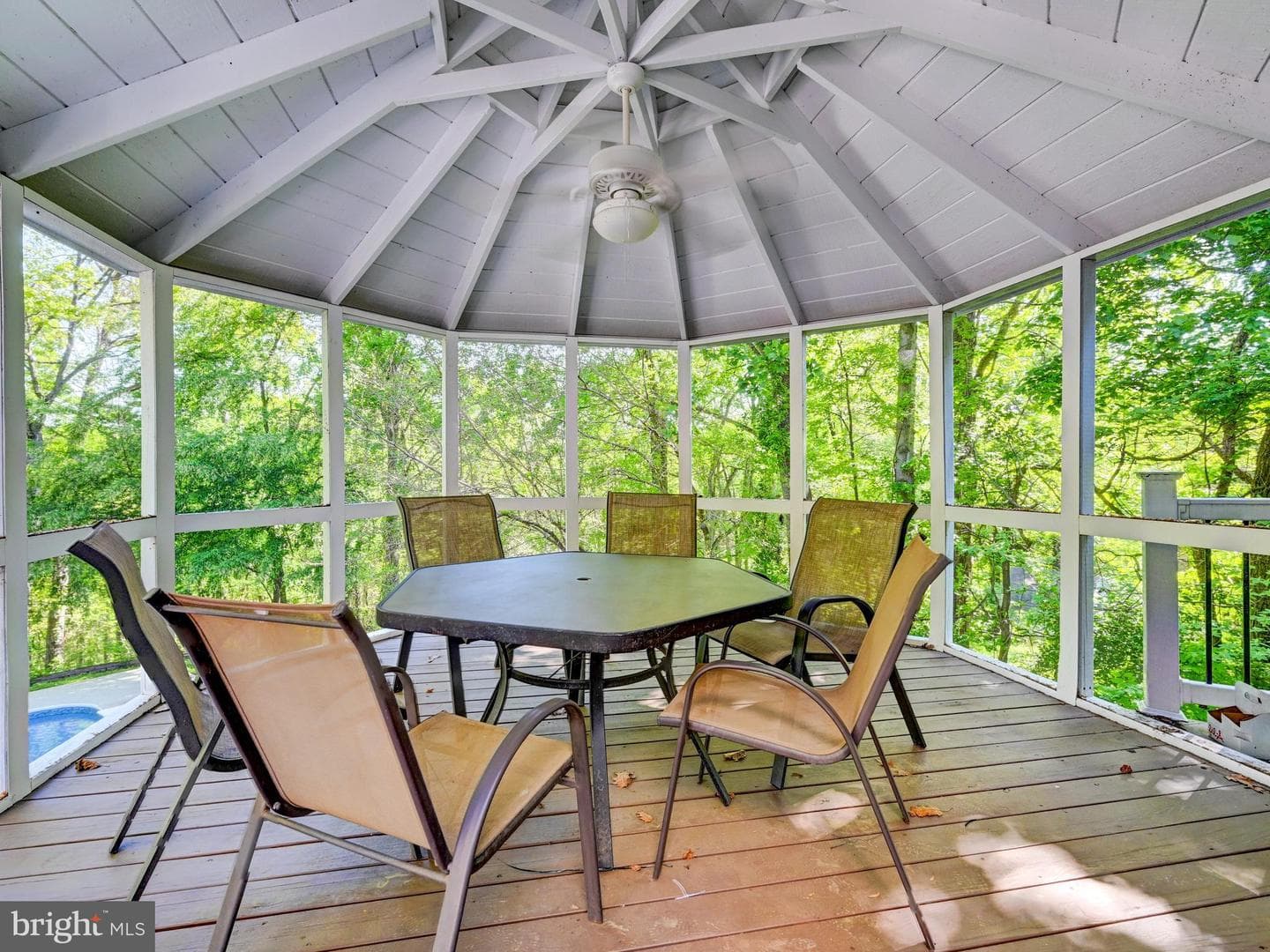 1302 Naugahyde Road photo 29