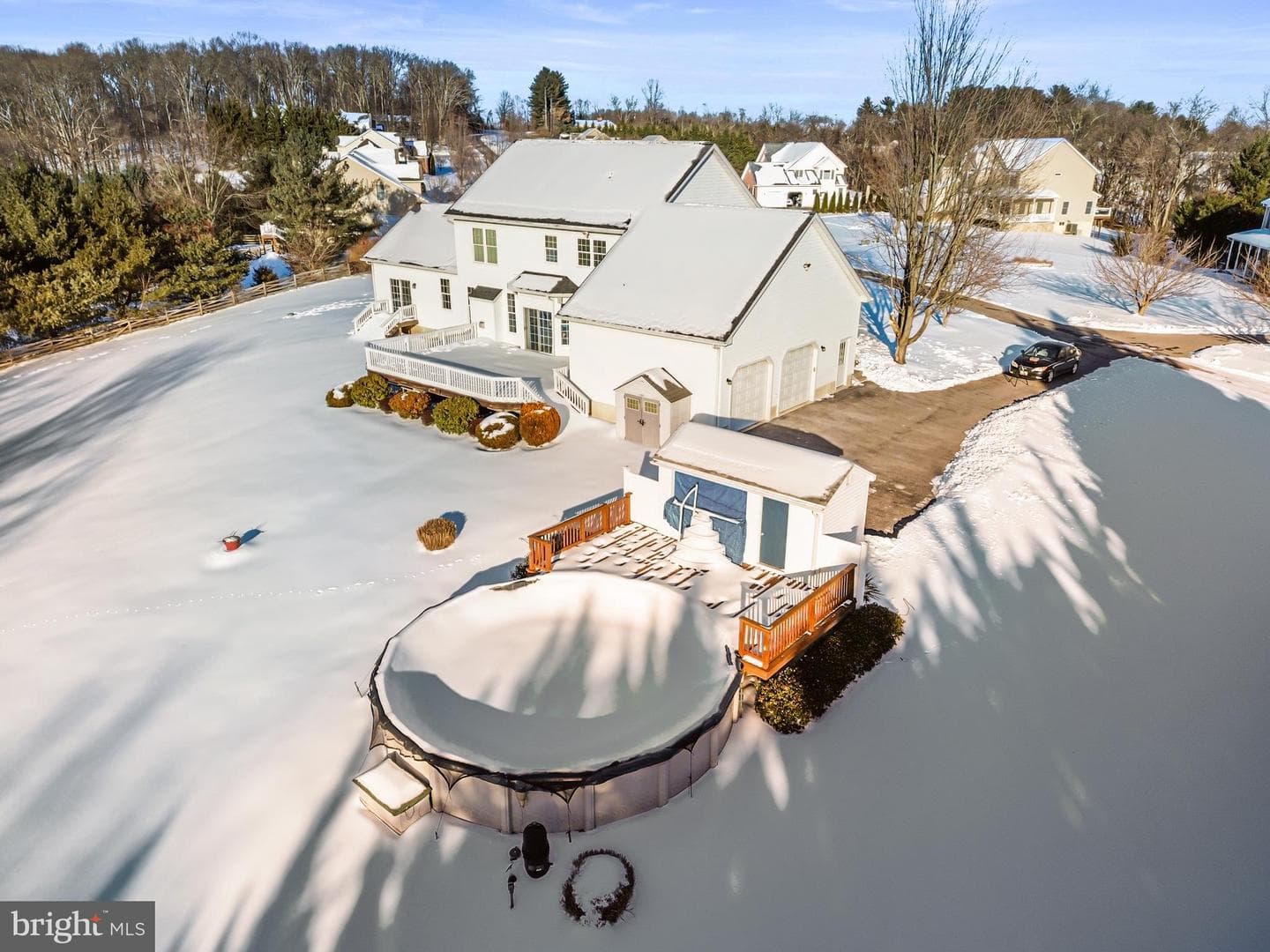 4710 Gold Finch Drive photo 17