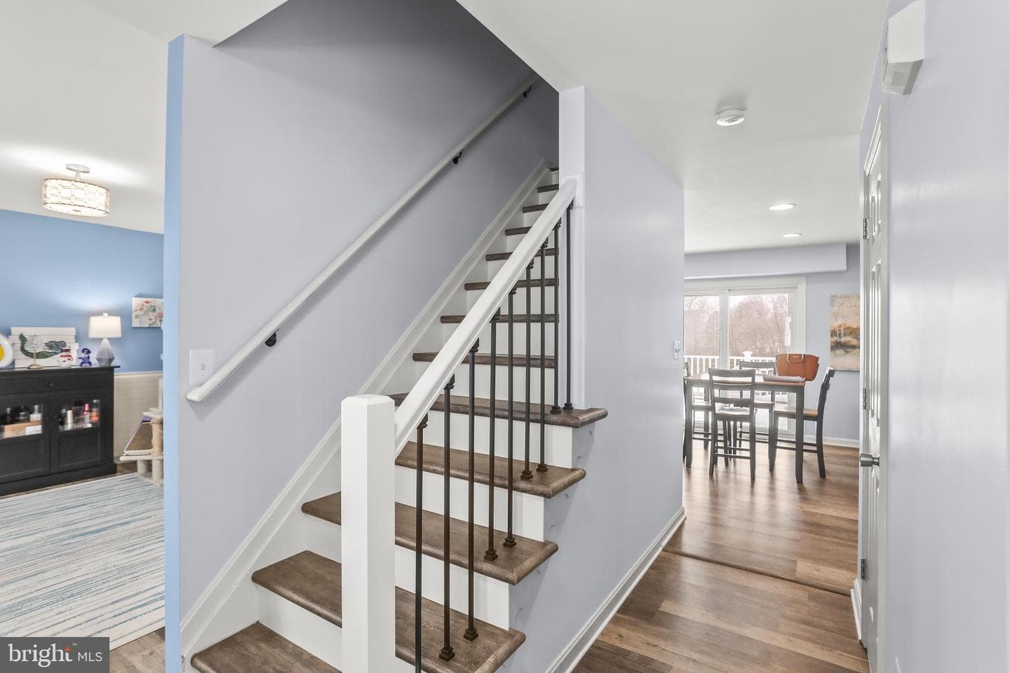 3776 London Bridge Road photo 15