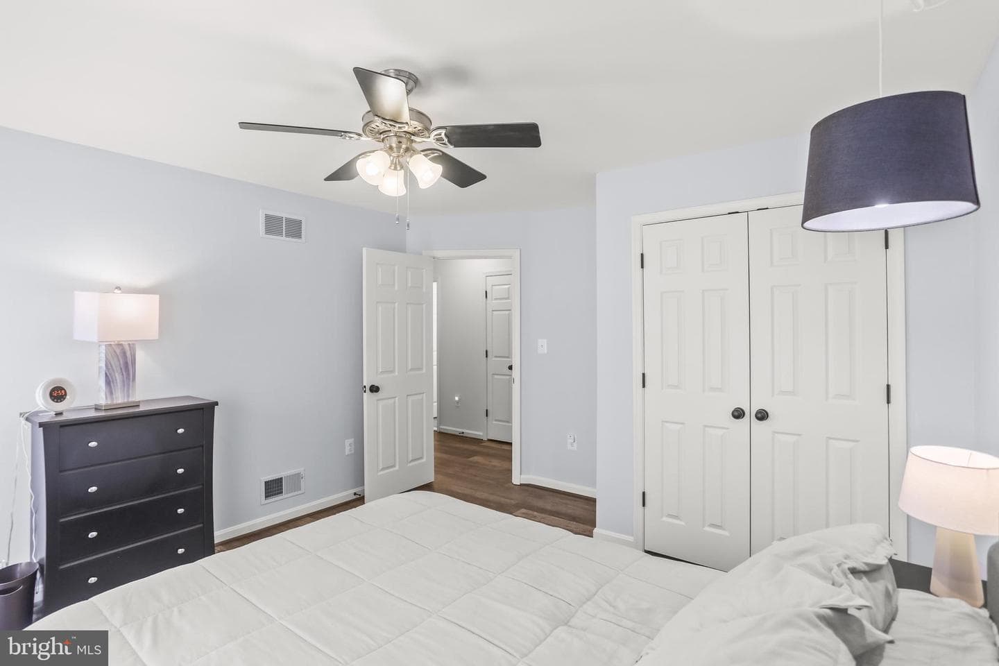 3776 London Bridge Road photo 21