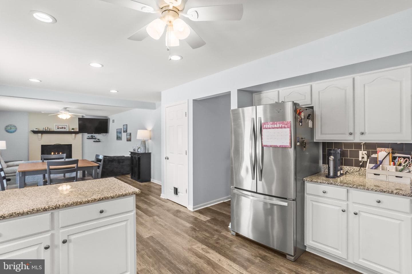 3776 London Bridge Road photo 5