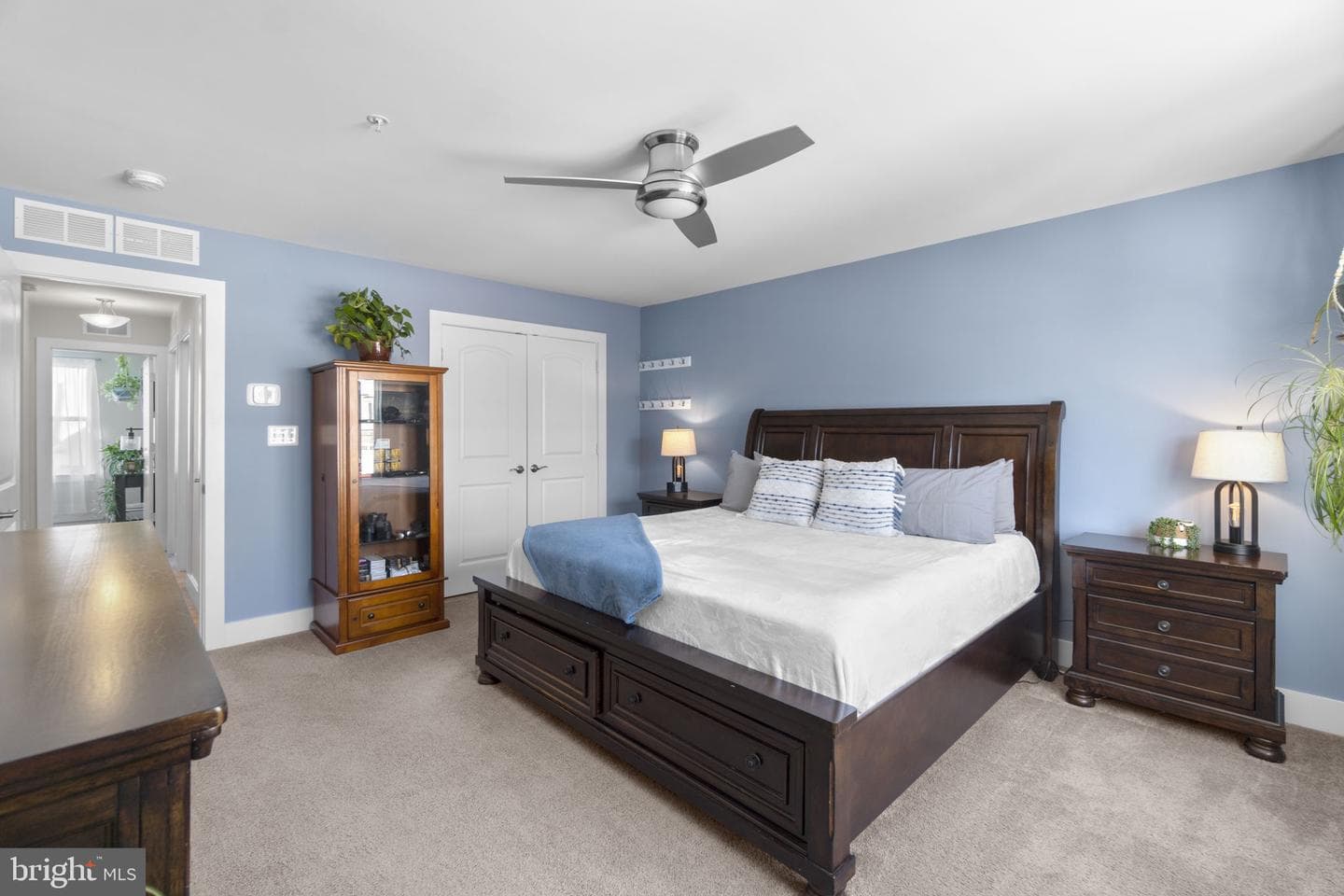 2757 Town View Circle photo 13