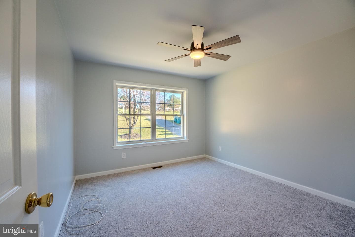 1460 Allen Way photo 13