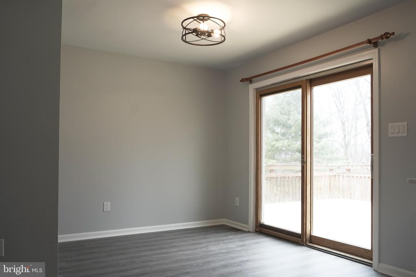1460 Allen Way photo 29