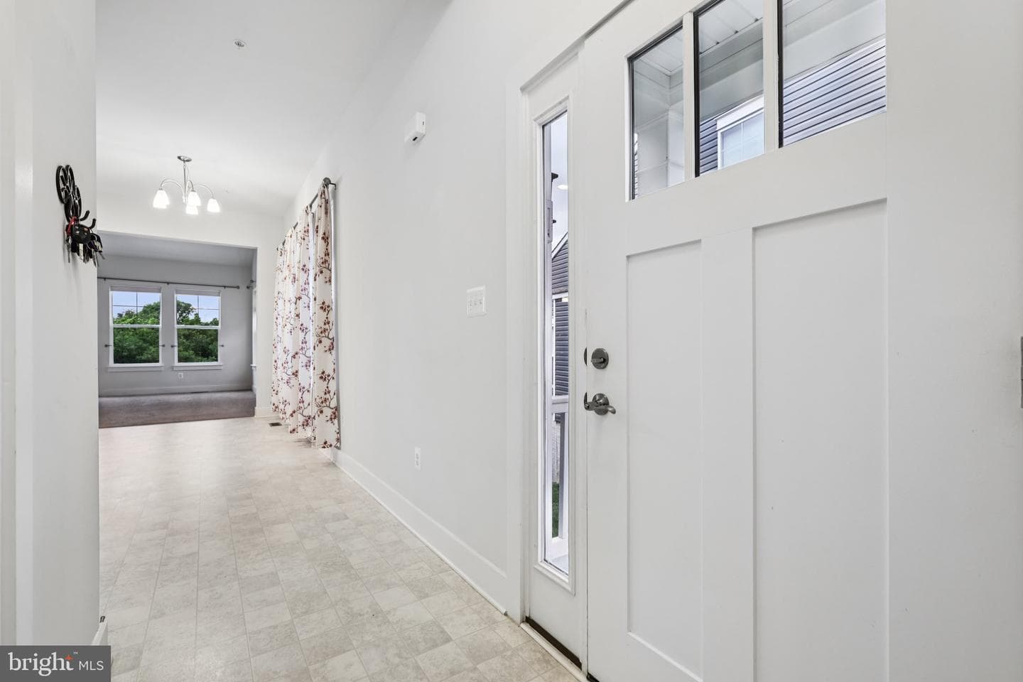 2810 Town View Circle photo 12