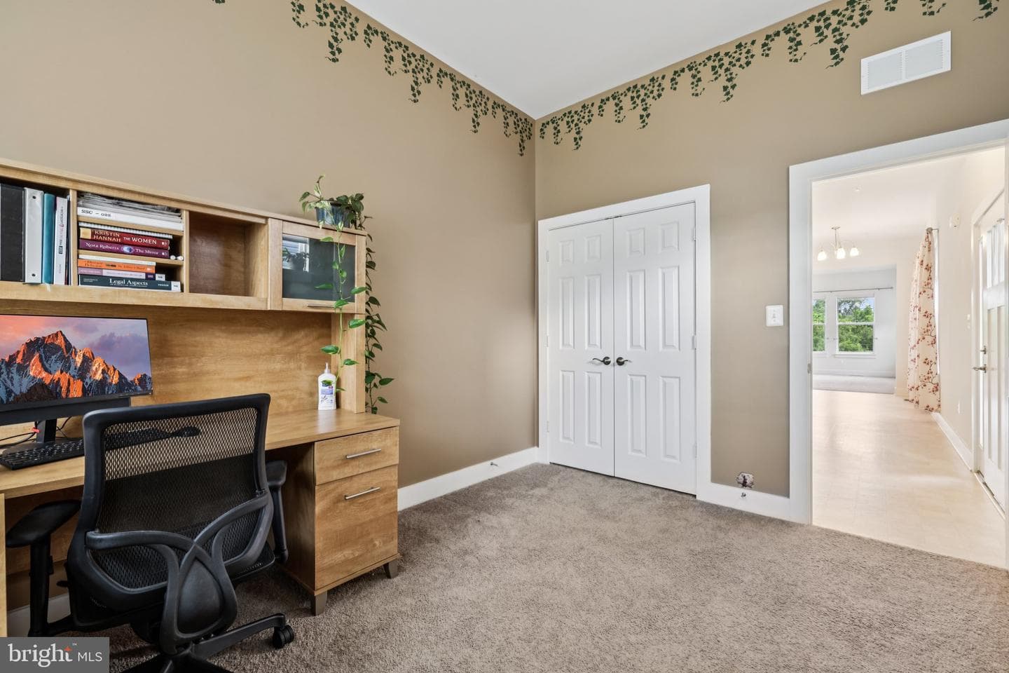2810 Town View Circle photo 24
