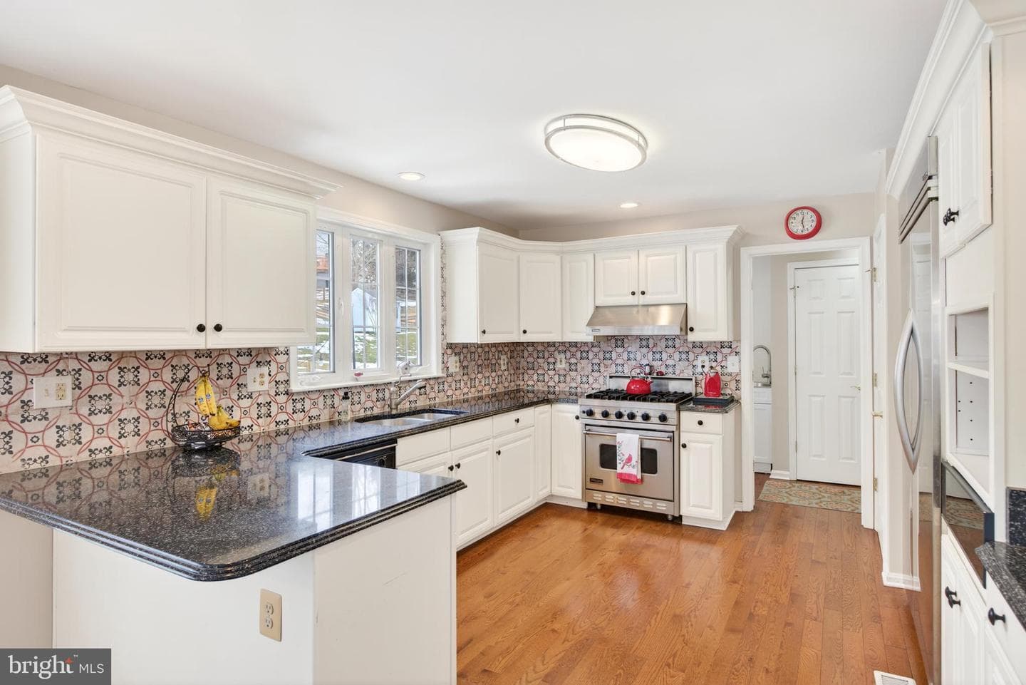6041 Kennard Court photo 6