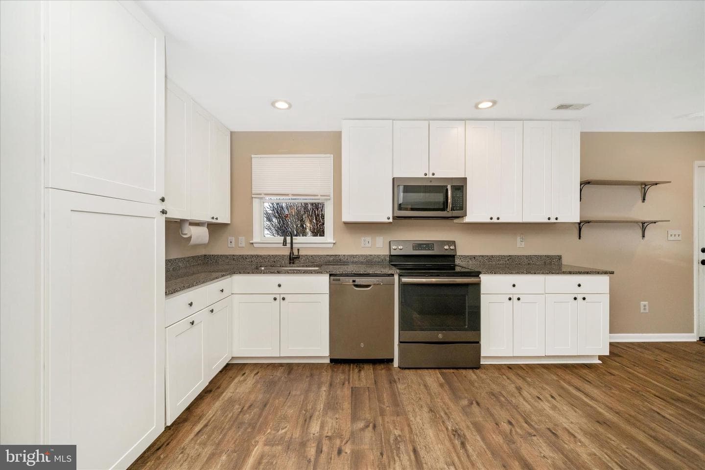 923 Klees Mill Road photo 14