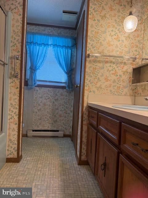 312 E Broadway Street photo 10