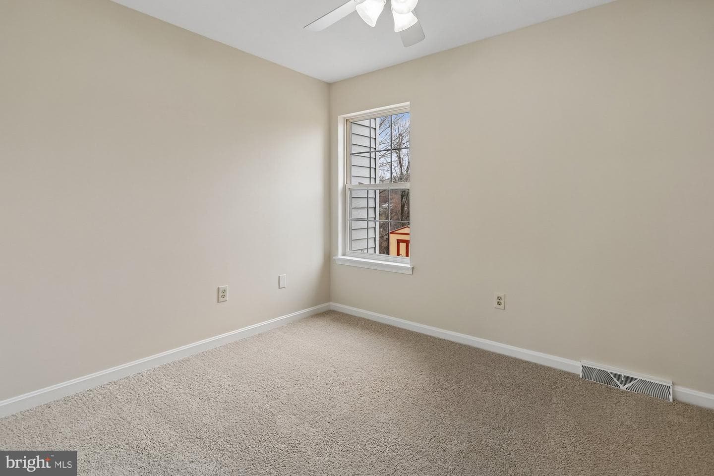 513 South Hills Court photo 17