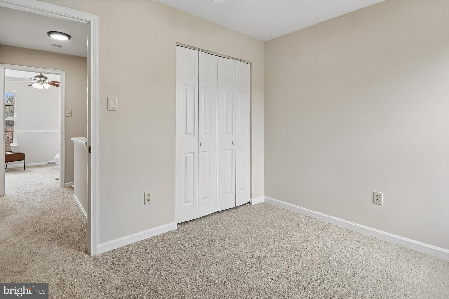 513 South Hills Court photo 18
