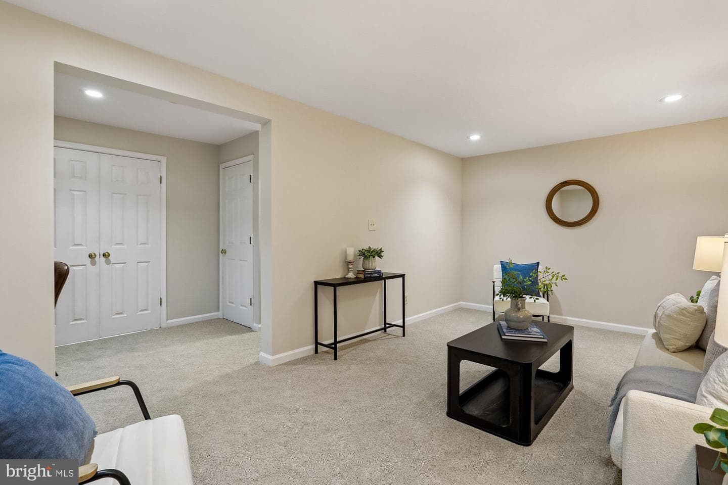 513 South Hills Court photo 23