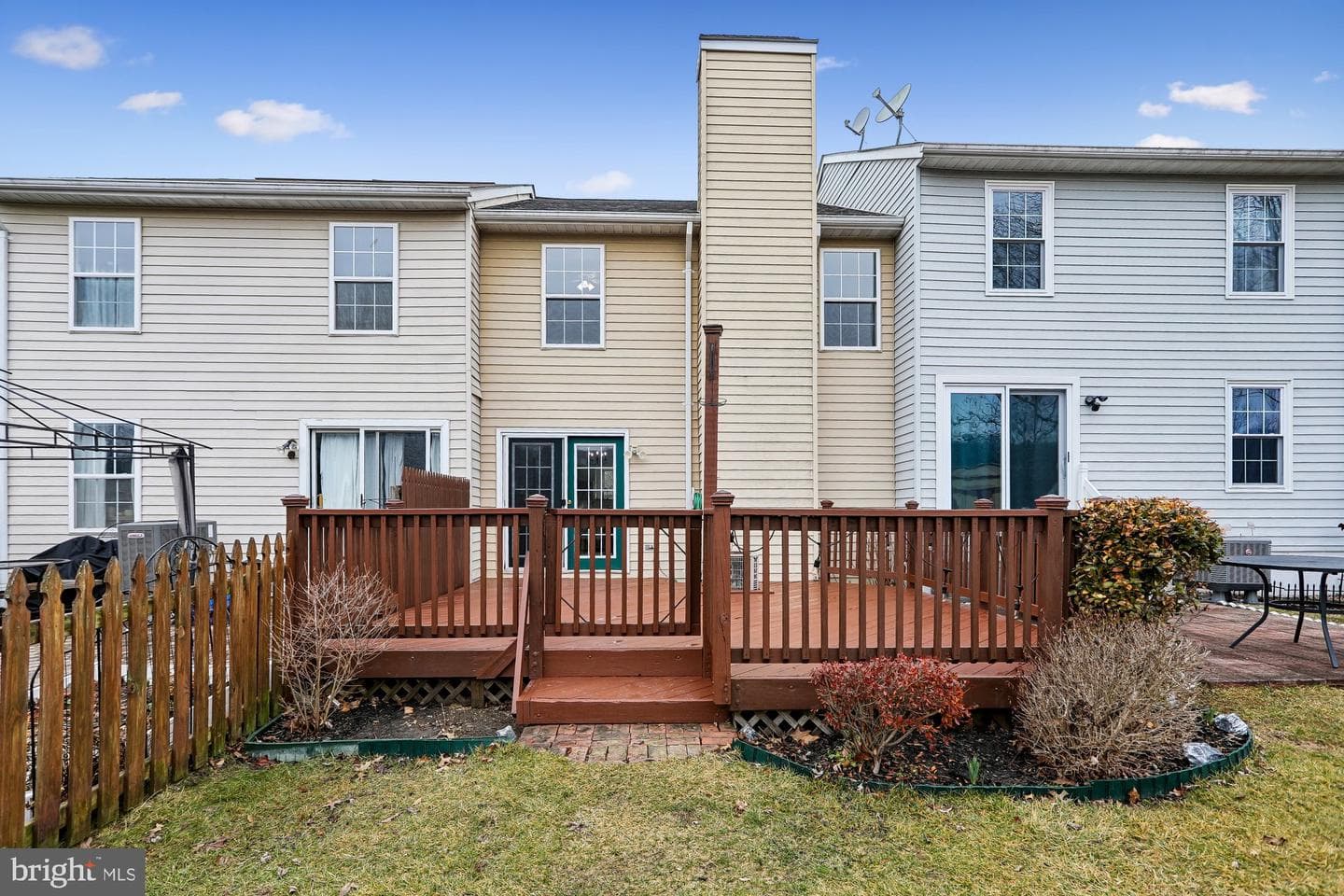 513 South Hills Court photo 32
