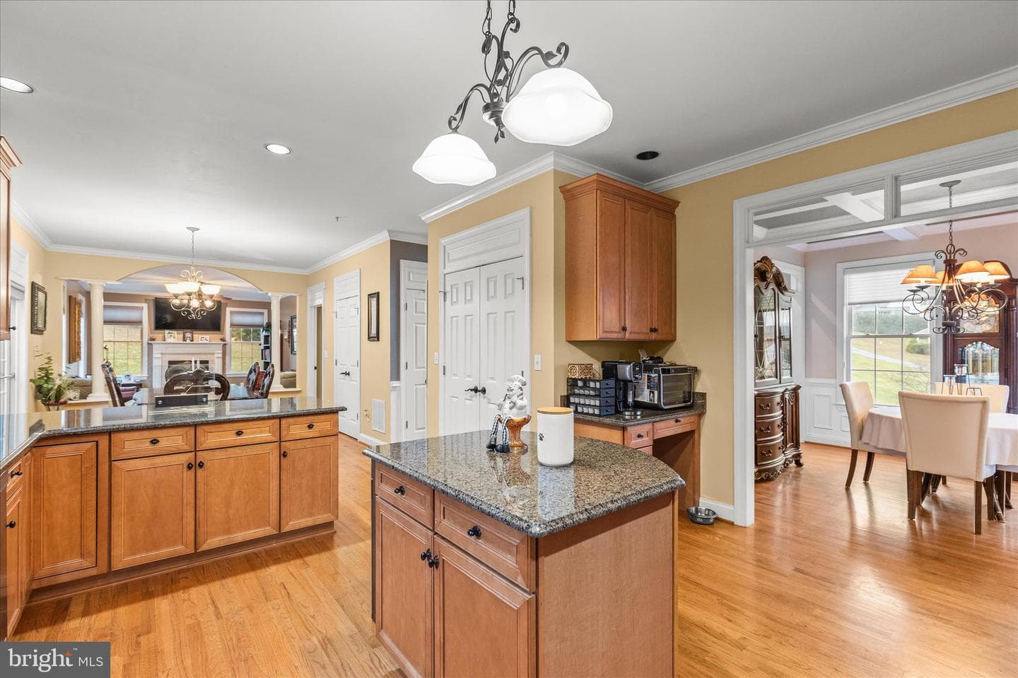 659 Downhill Drive photo 21
