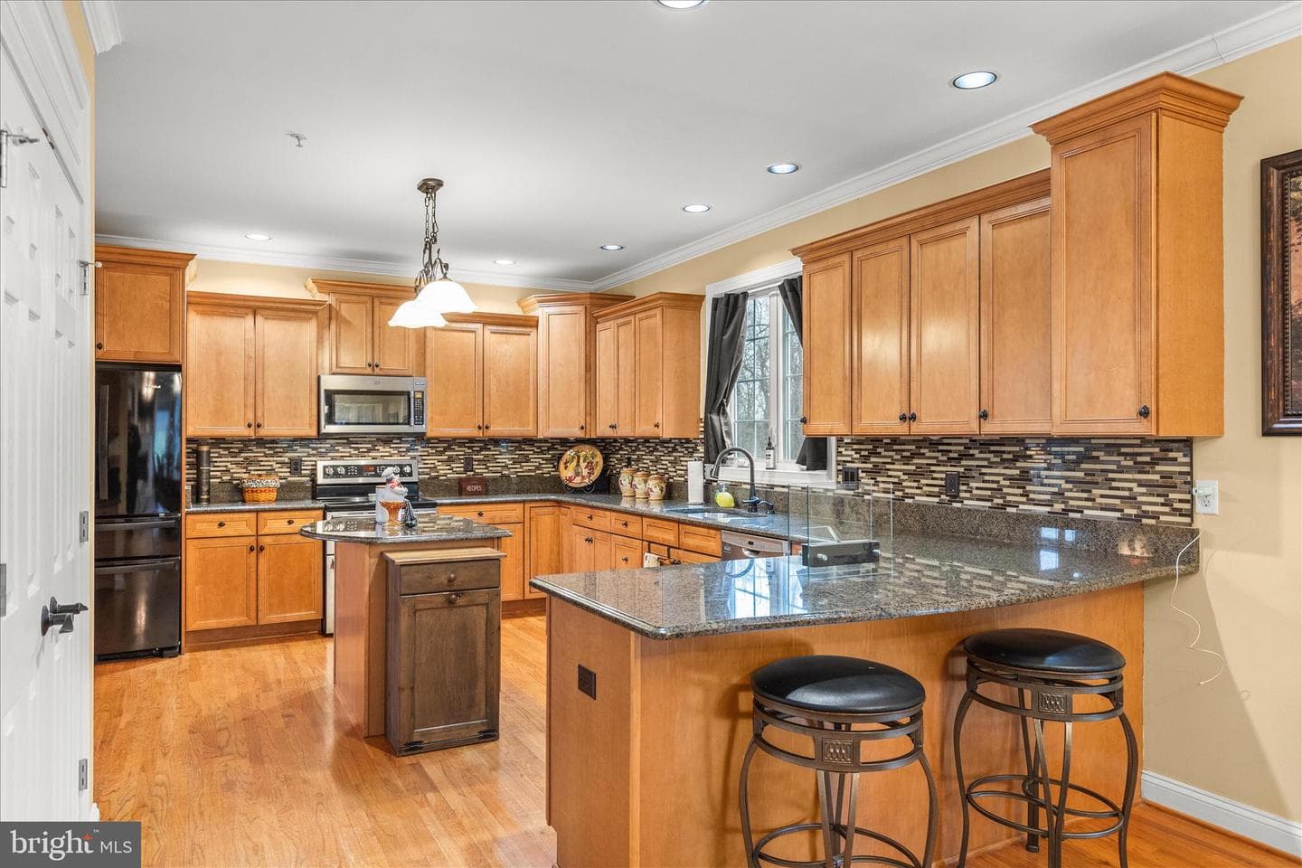 659 Downhill Drive photo 22