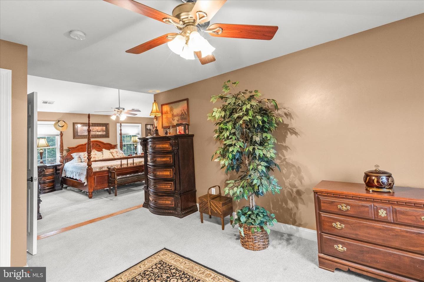 659 Downhill Drive photo 33