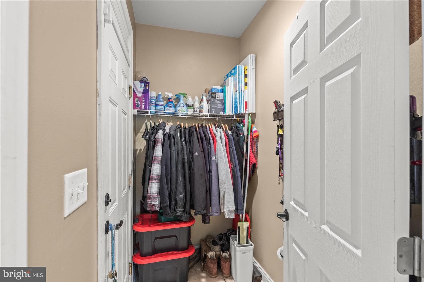 659 Downhill Drive photo 52