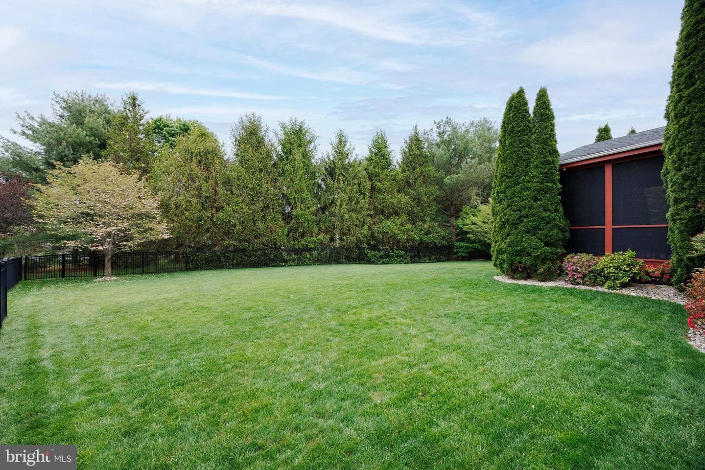 749 Rustling Leaf Court photo 48