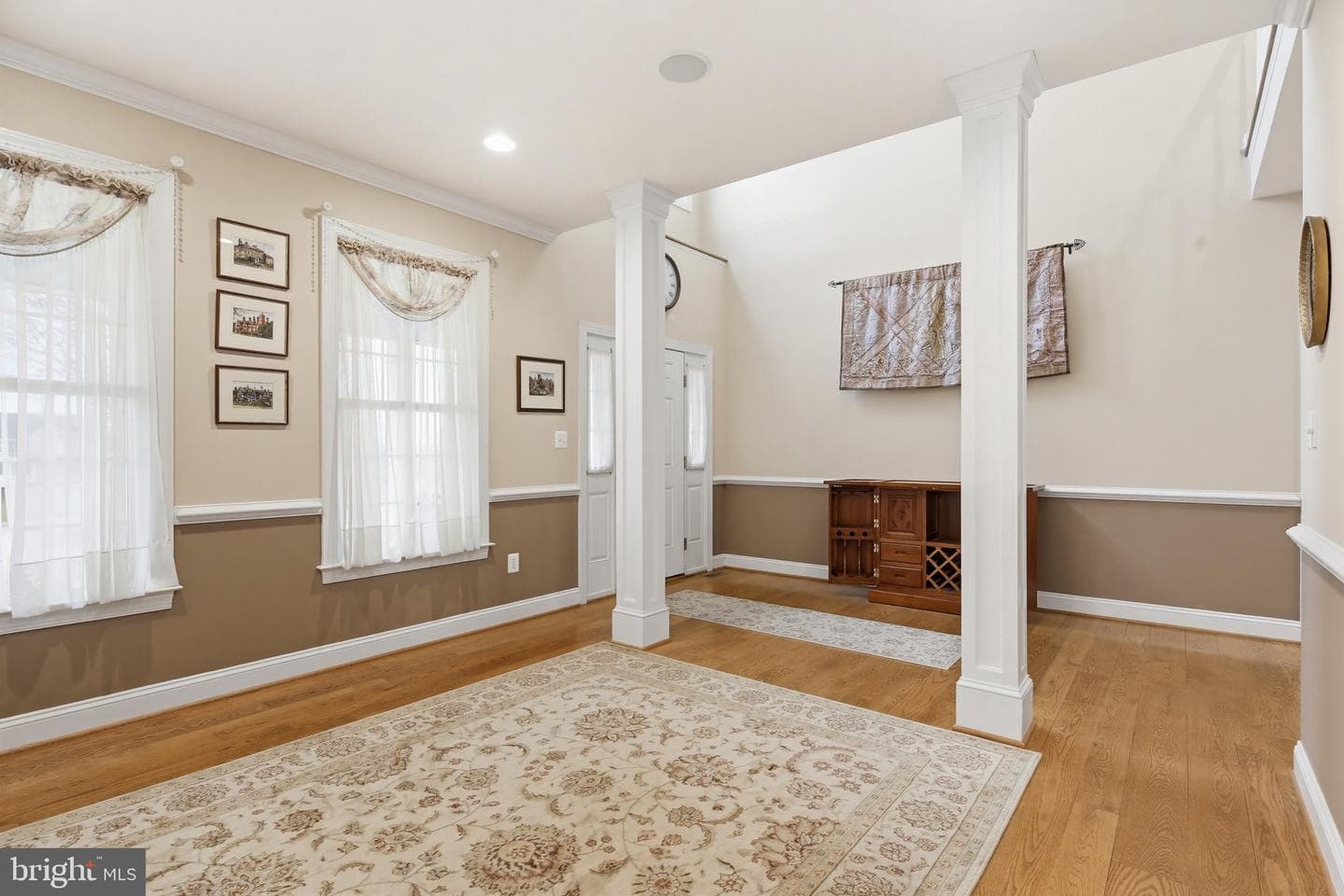6571 Jasana Court photo 7