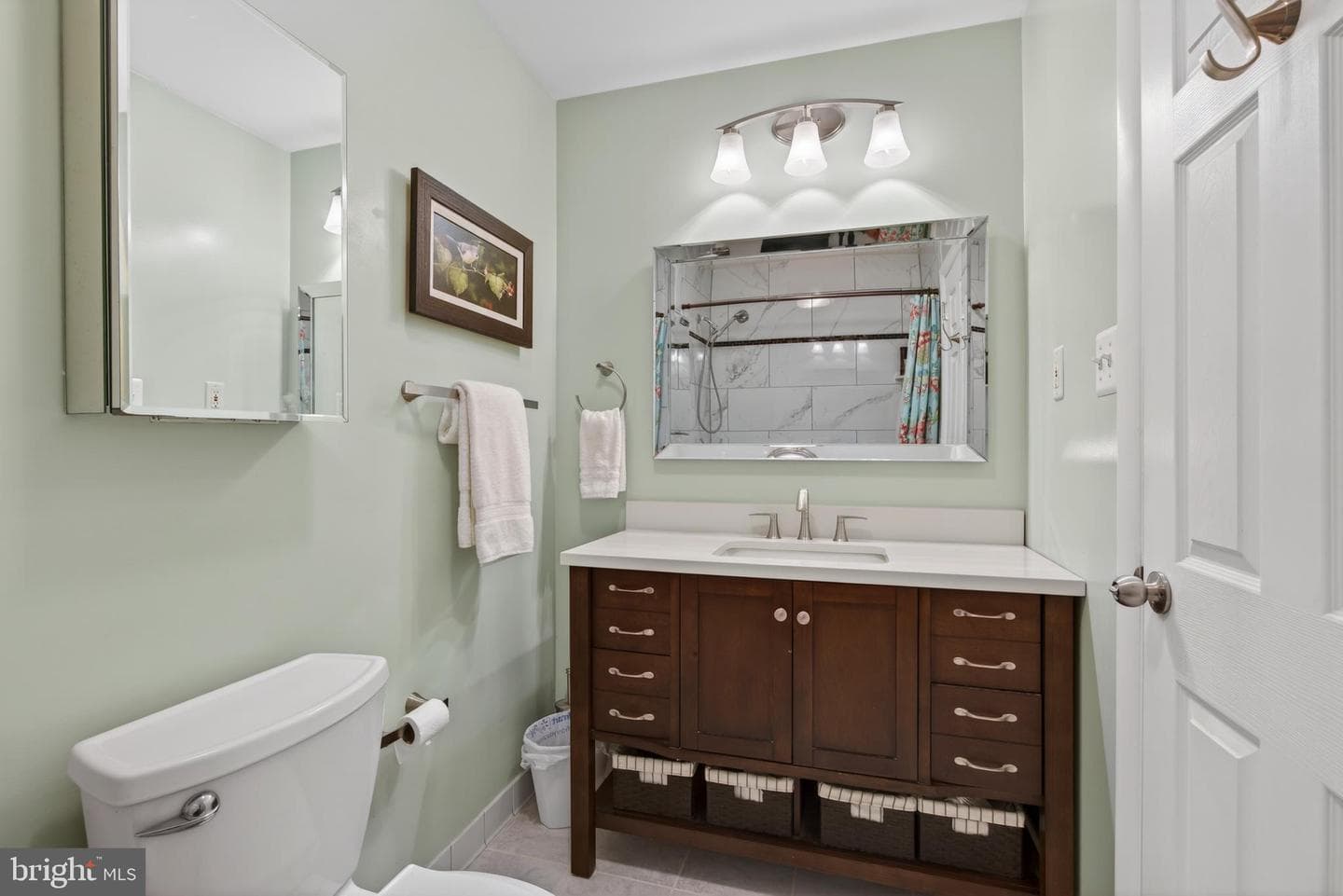 107 White Way photo 29