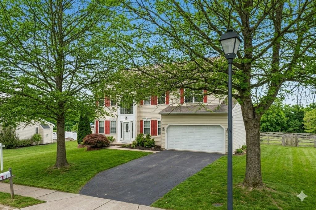 710 Bridlewreath Way photo 2