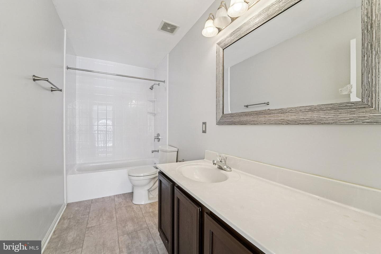 710 Bridlewreath Way photo 34