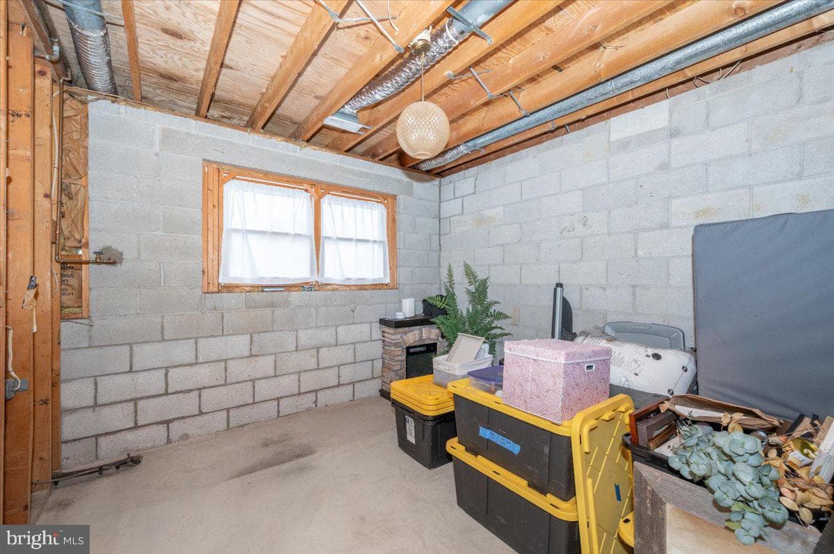 1589 Smiley Drive photo 45