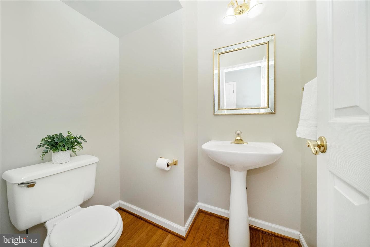 6329 Belmont Circle photo 31