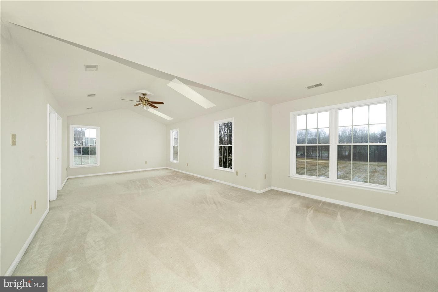6329 Belmont Circle photo 33
