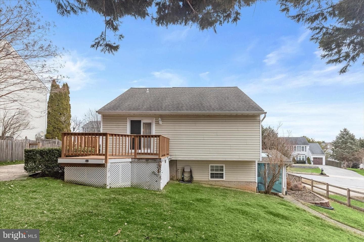 862 Elmwood Court photo 41