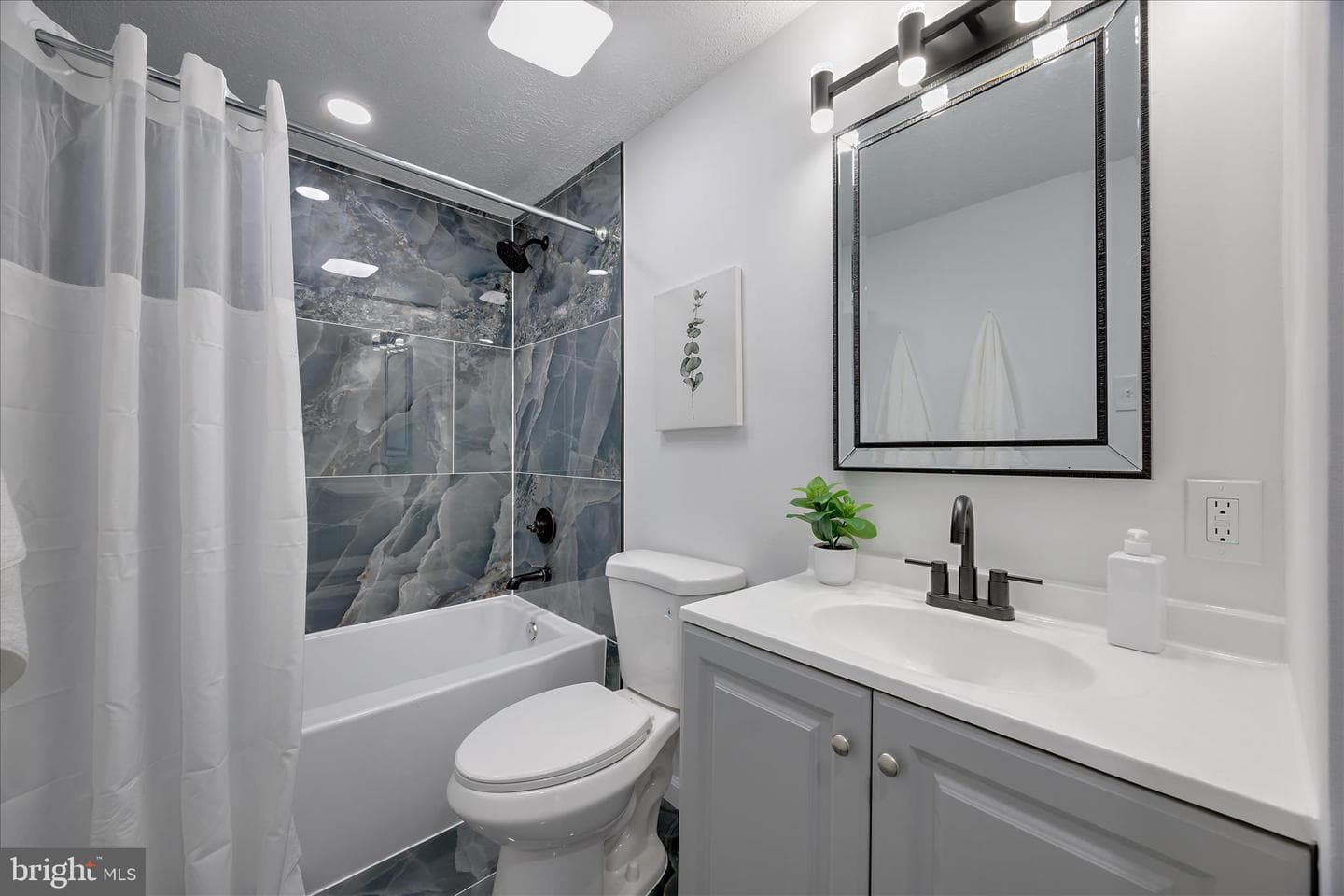 1716 Gemini Drive photo 13