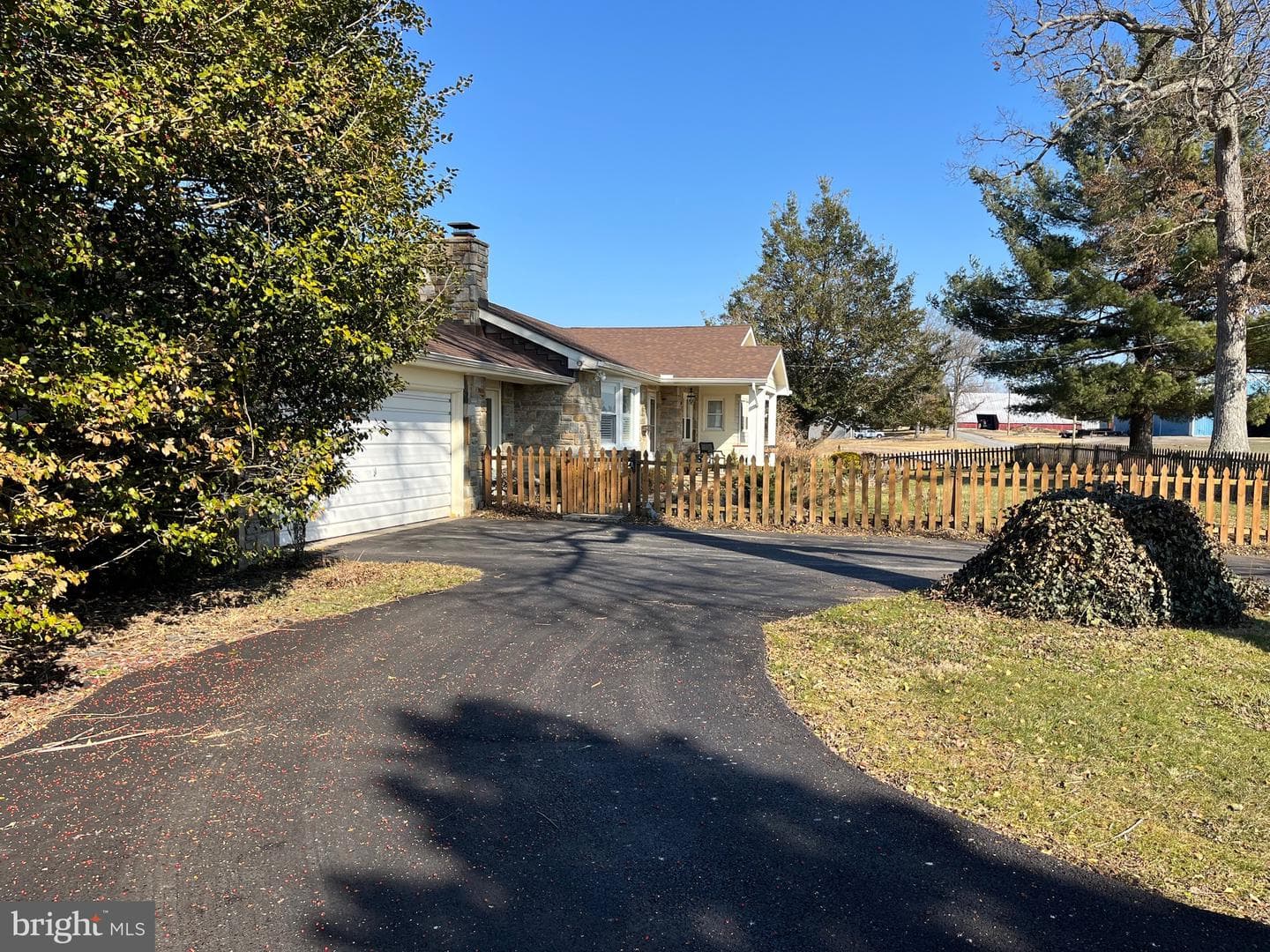 110 Lees Mill Road photo 39