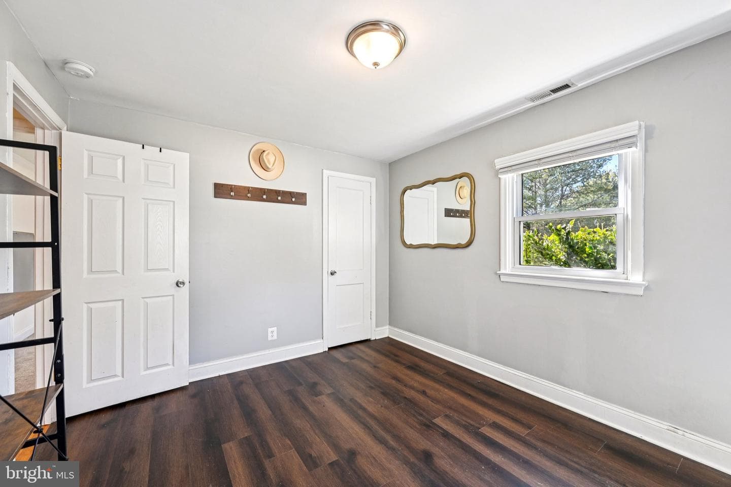 1516 Cherry Avenue photo 23