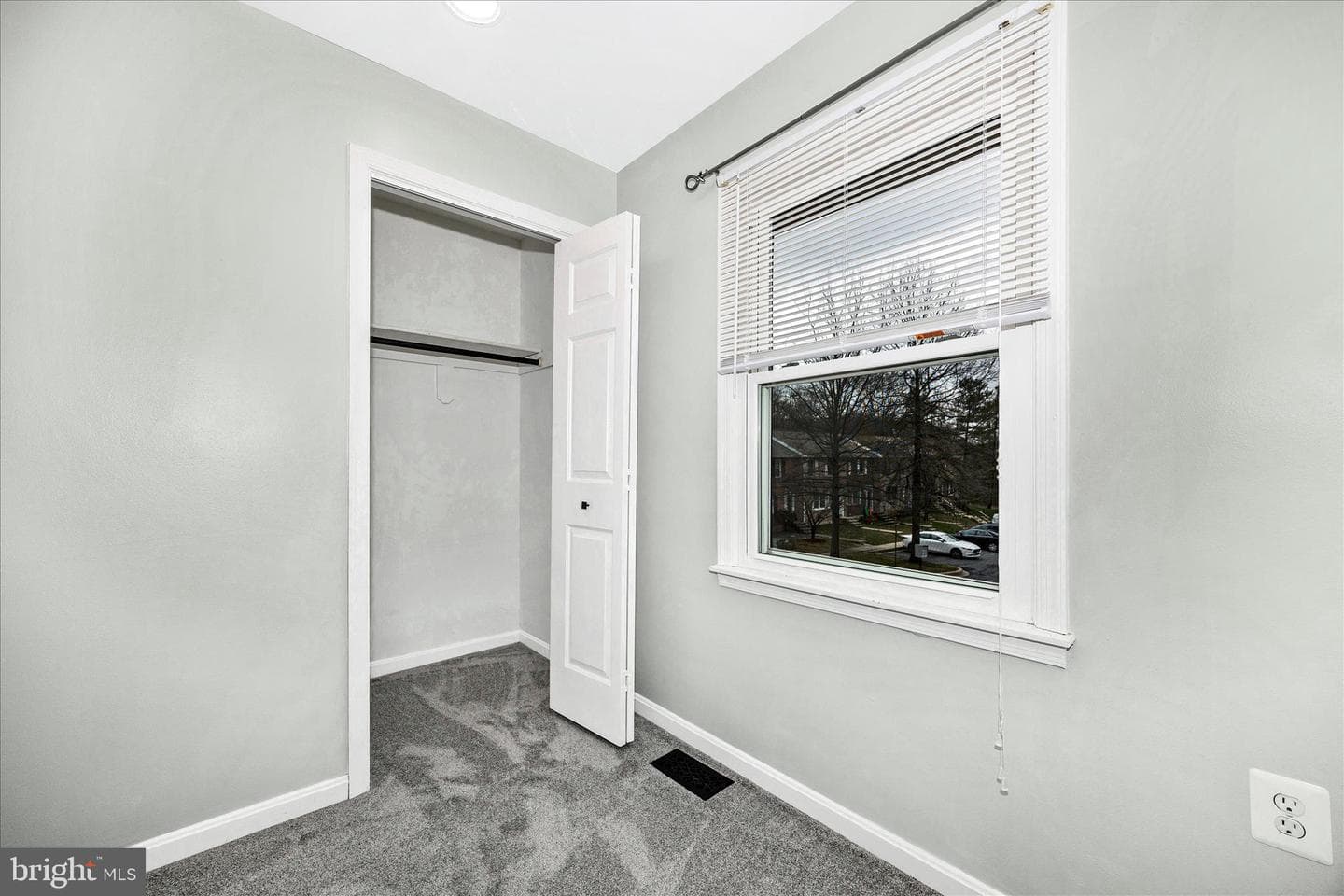 412 Windy Knoll Drive photo 35